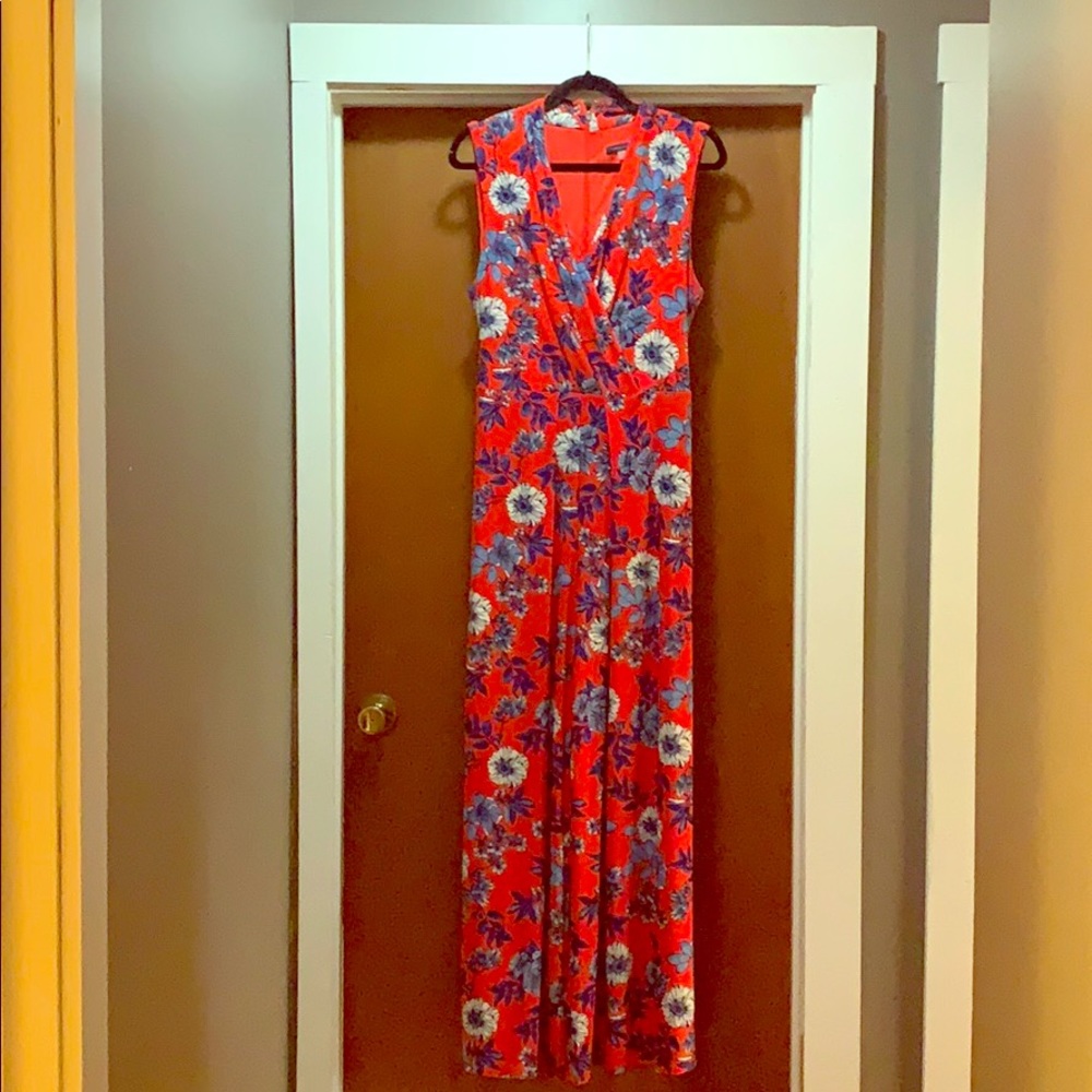 Tommy Hilfiger Floral jumpsuit!